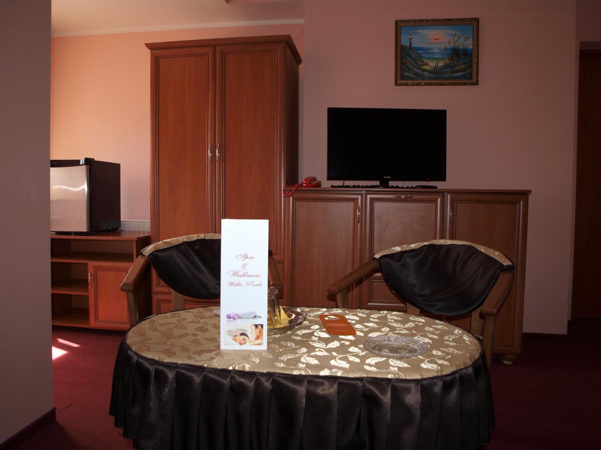 Hotel Willa Park Żagań Habitación foto